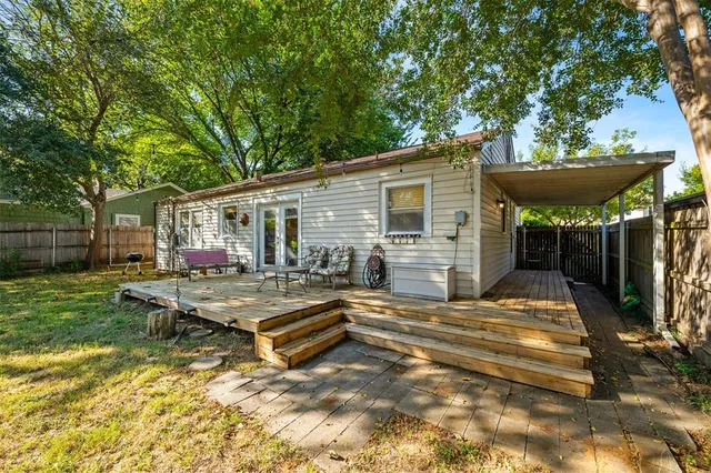 $455,000 | 708 North Bailey Avenue, Fort Worth, TX 76107