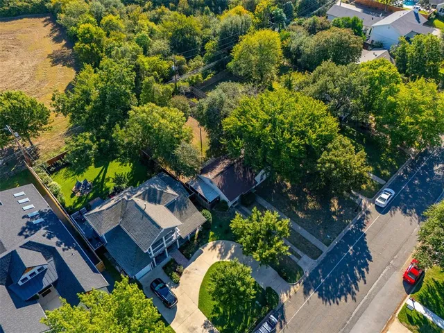 $455,000 | 708 North Bailey Avenue, Fort Worth, TX 76107