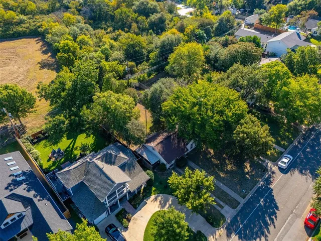 $455,000 | 708 North Bailey Avenue, Fort Worth, TX 76107