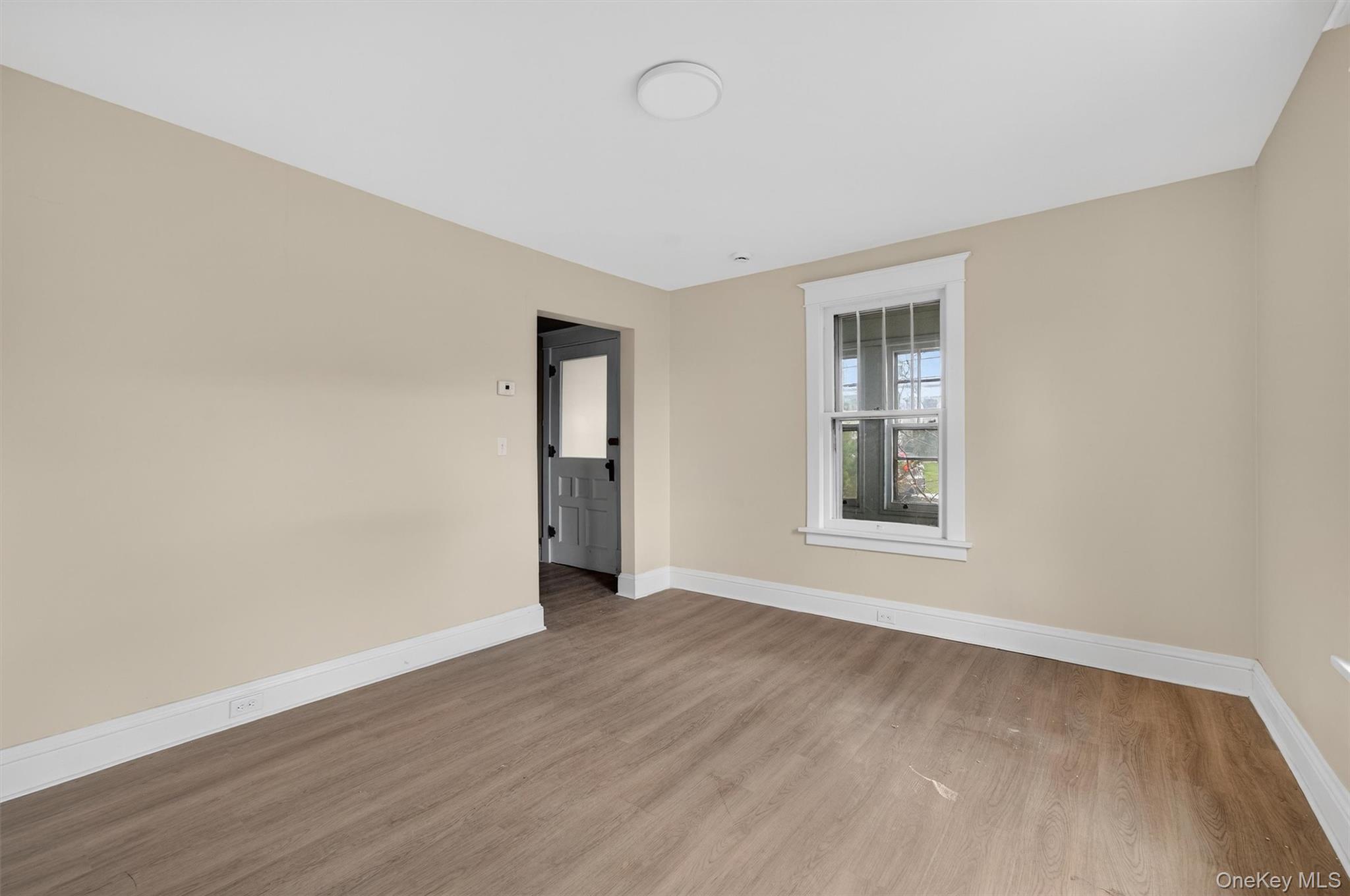 26 1/2 Ridge Street Middletown, NY 10940 - Photo 8 of 36