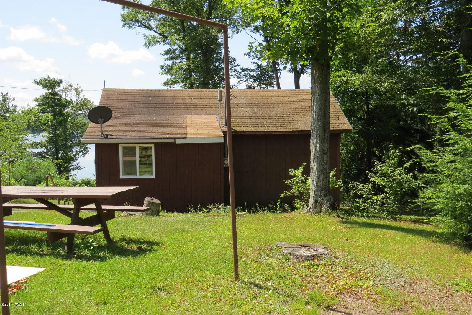 220 North Shore Road Hawley, PA 18428 - Photo 10 of 23 Gallery Image 10