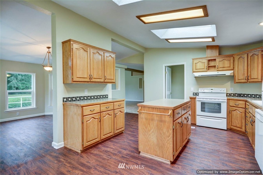 1173 East Bush Point Road Freeland, WA 98249 - Photo 11 of 25 Gallery Image 11