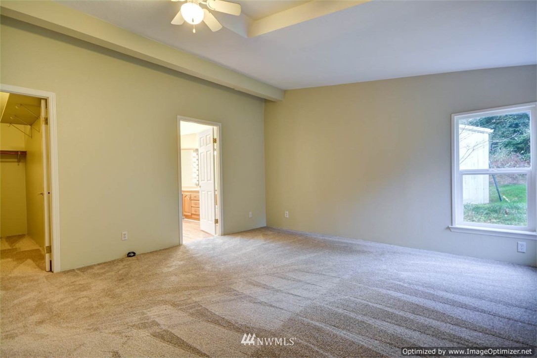 1173 East Bush Point Road Freeland, WA 98249 - Photo 14 of 25 Gallery Image 14
