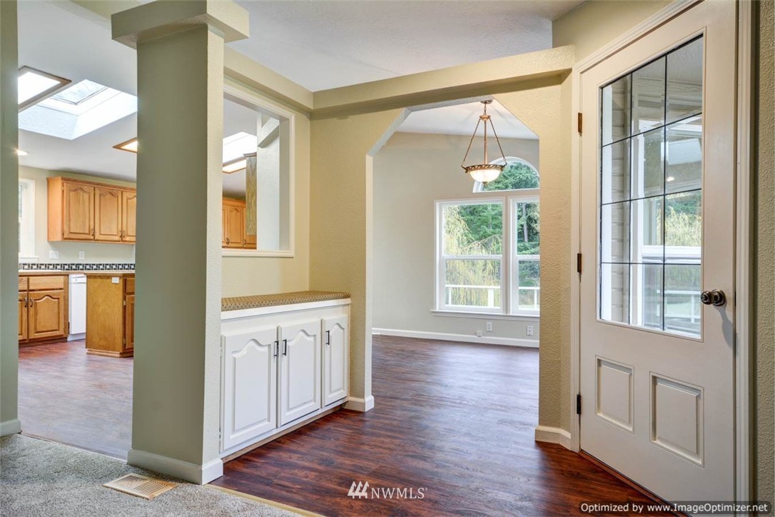 1173 East Bush Point Road Freeland, WA 98249 - Photo 6 of 25 Gallery Image 6