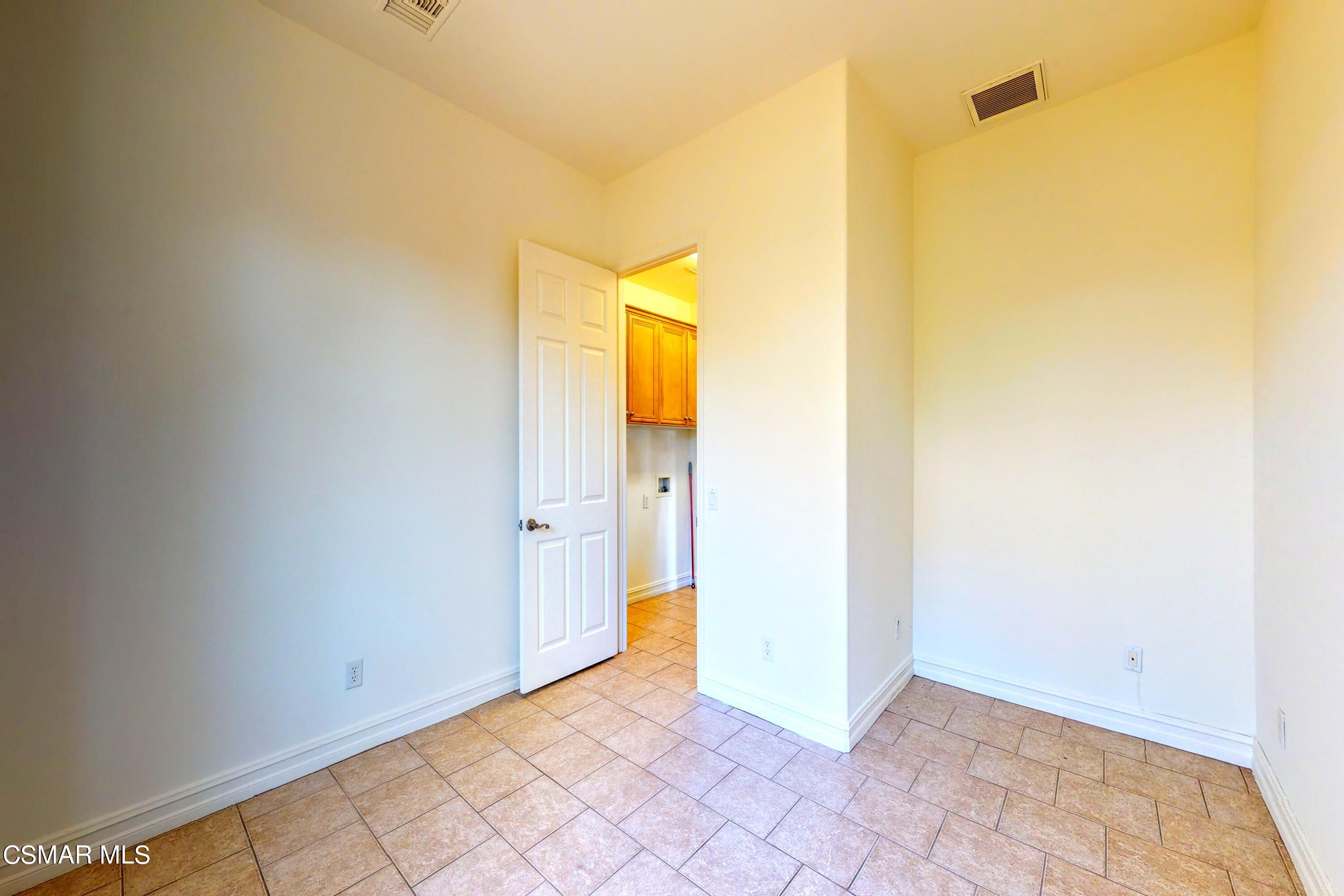 3705 Horizon Ridge Court Simi Valley, CA 93063 - Photo 38 of 62 a view of a bathroom with a shower