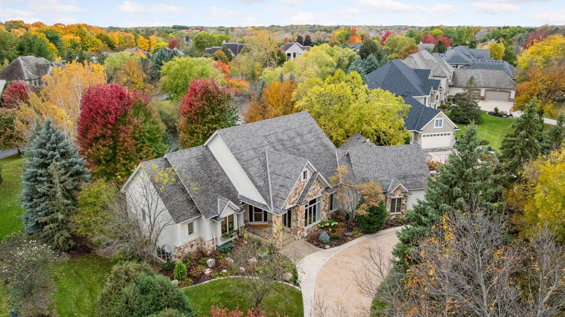 18709 Melrose Chase Eden Prairie, MN 55347 - Photo 1 of 49