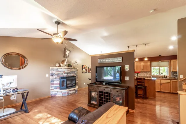 $359,900 | 609 Corrine Creek, Sartell, MN 56377