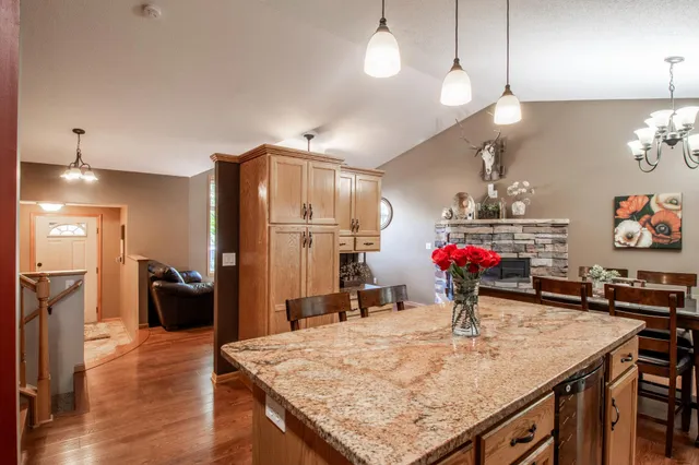 $359,900 | 609 Corrine Creek, Sartell, MN 56377