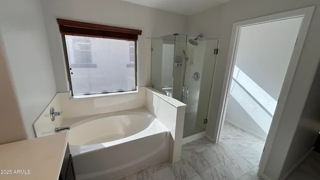 $2,050 | 3805 East Santa Fe Lane, Gilbert, AZ 85297