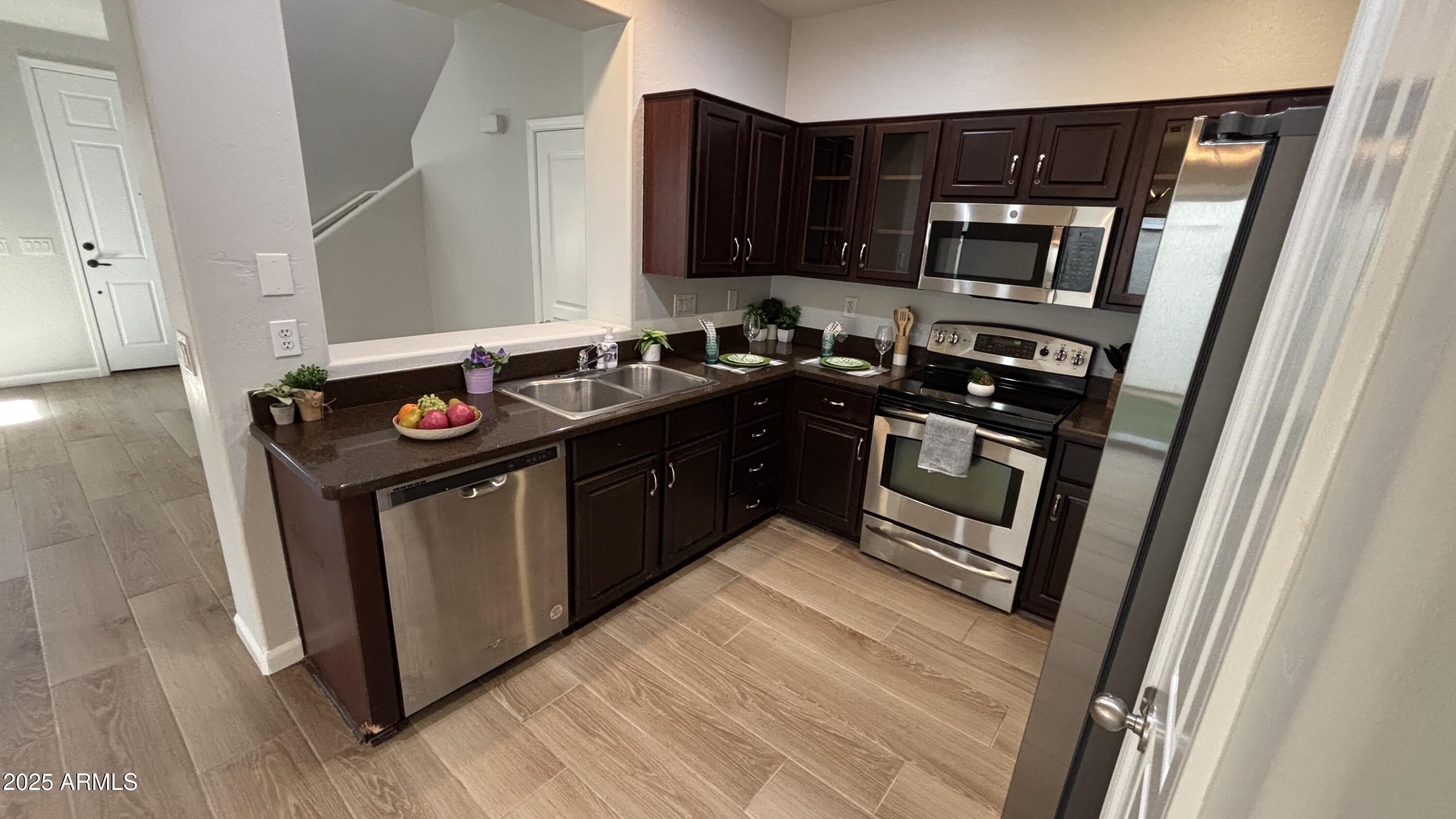 3805 East Santa Fe Lane Gilbert, AZ 85297 - Photo 7 of 26 IMG_2009