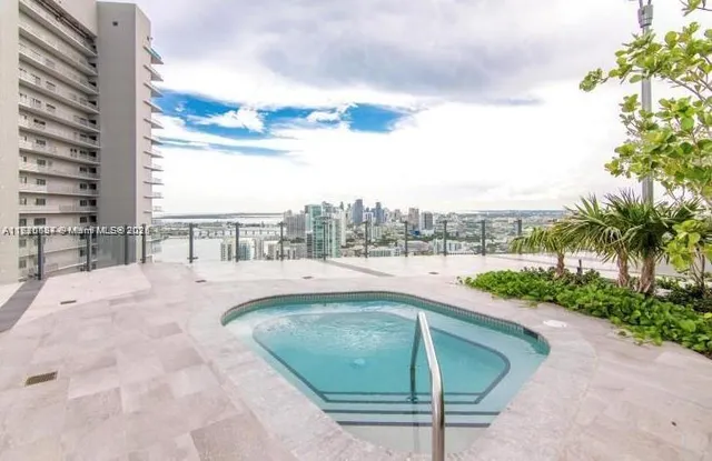 $700,000 | 501 Northeast 31st Street, Unit 3310, Miami, FL 33137