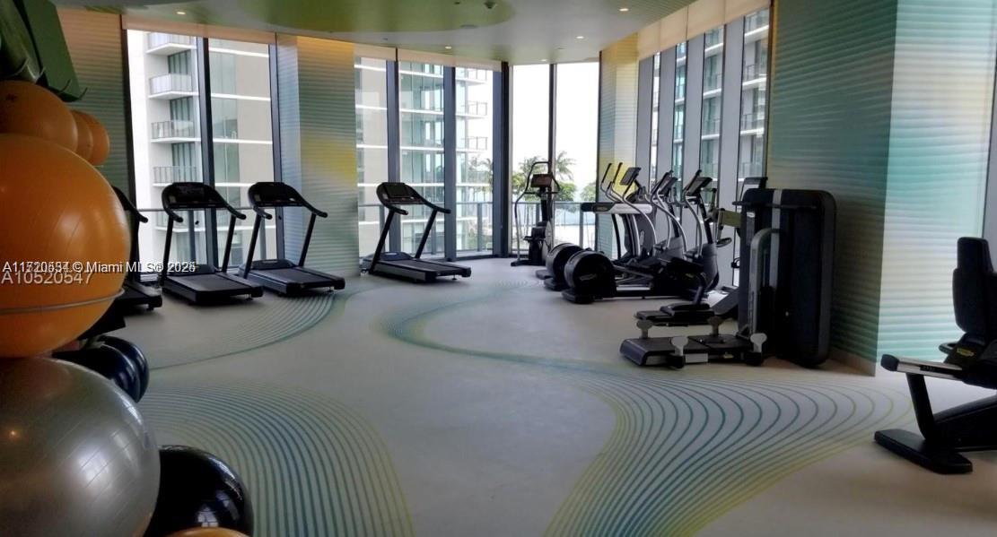 501 Northeast 31st Street, Unit 3310 Miami, FL 33137 - Photo 35 of 36