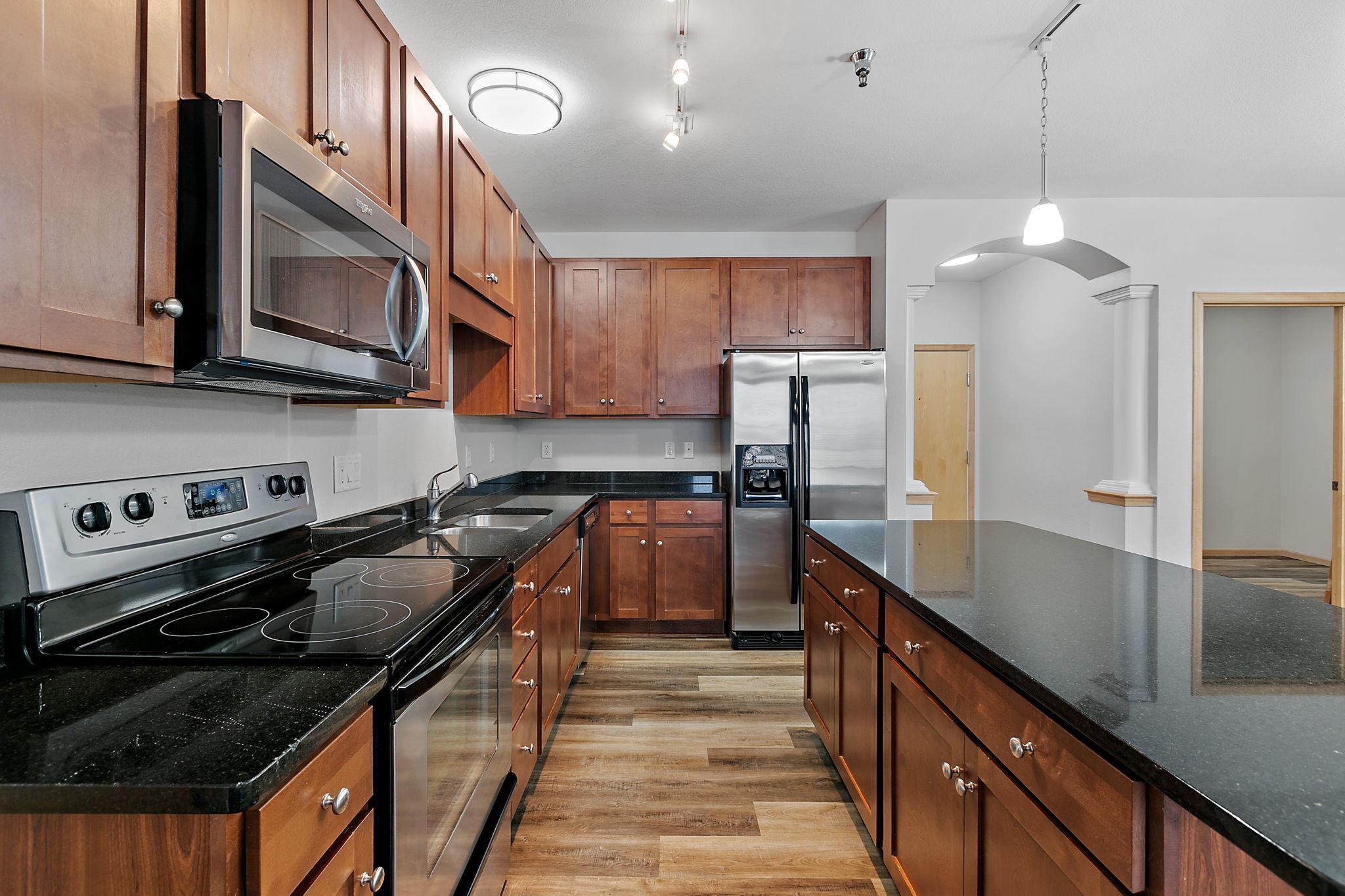1155 Ford Road, Unit 512 St. Louis Park, MN 55426 - Photo 8 of 41