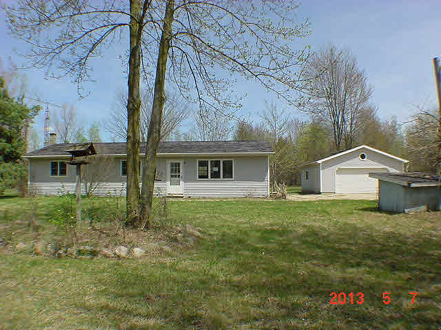 4010 Lamton Road Decker, MI 48426 - Photo 1 of 1 20357133.JPG