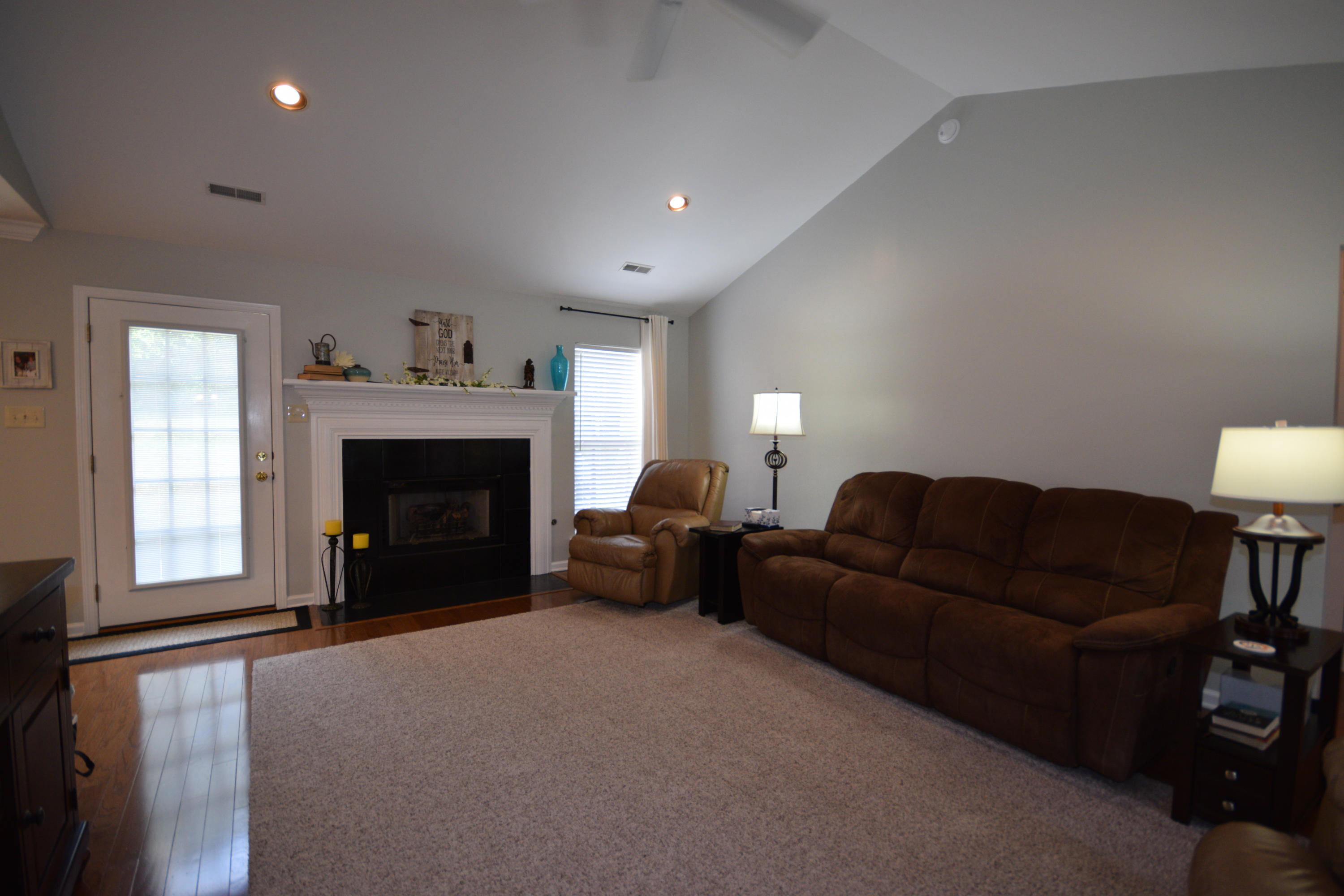 1354 Wineberry Road Powell, TN 37849 - Photo 6 of 18 DSC_2934