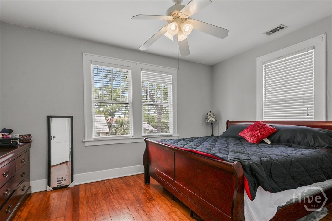 724 East 49th Street Savannah, GA 31405 - Photo 32 of 43 Main Bedroom Unit A