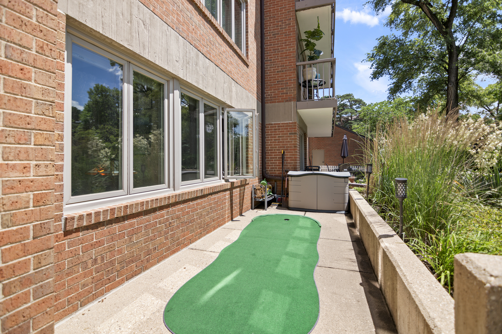 22 Park Lane, Unit 111 Park Ridge, IL 60068 - Photo 23 of 35