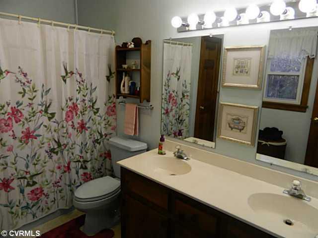 3607 Pacetown Road Sandy Hook, VA 23153 - Photo 13 of 22 Bedroom