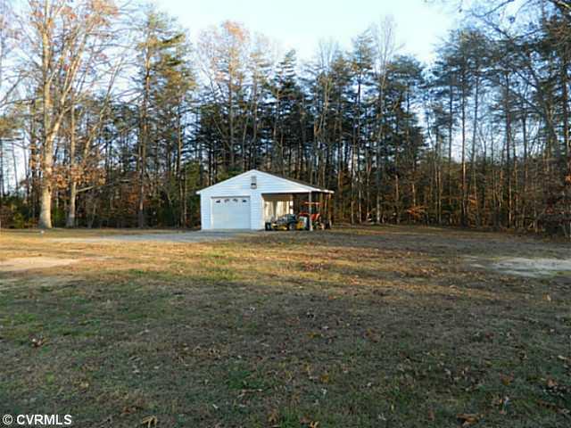 3607 Pacetown Road Sandy Hook, VA 23153 - Photo 21 of 22 Exterior Back - 3 Stall Barn in great condition with electric, water and wired for generator to main house.