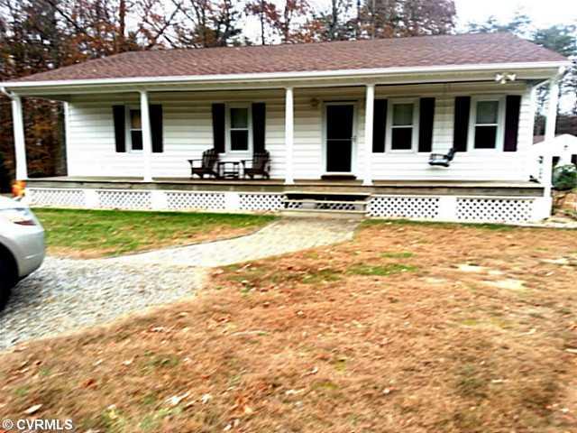3607 Pacetown Road Sandy Hook, VA 23153 - Photo 5 of 22 Kitchen