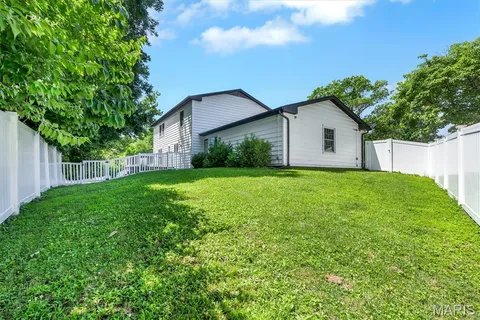 $599,000 | 343 Ridge Trail Drive, Chesterfield, MO 63017