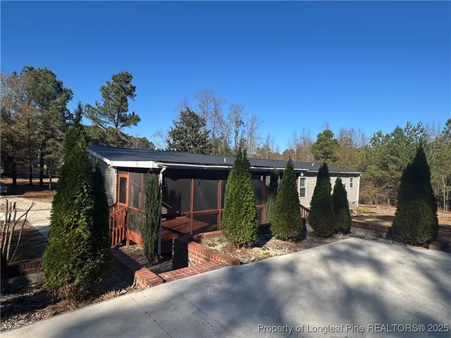 a view of deck with patio