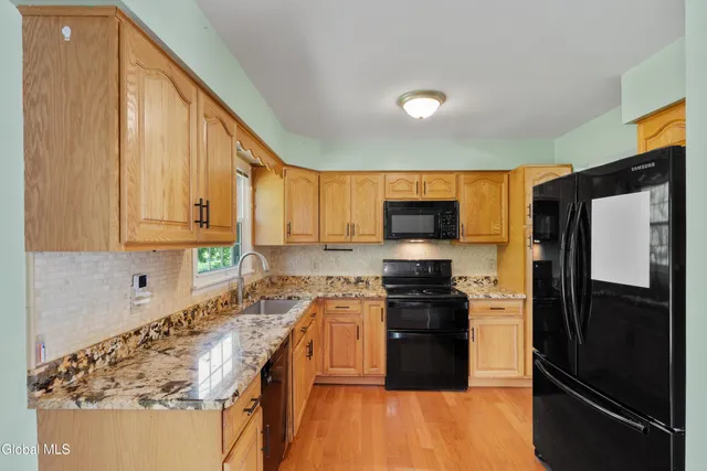 $349,000 | 5 Cottontail Lane, Catskill, NY 12414