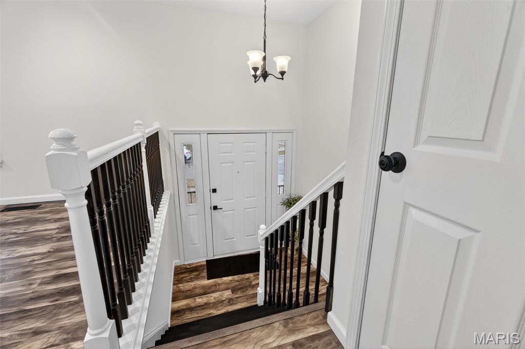 899 Oklahoma Avenue Ballwin, MO 63021 - Photo 13 of 51