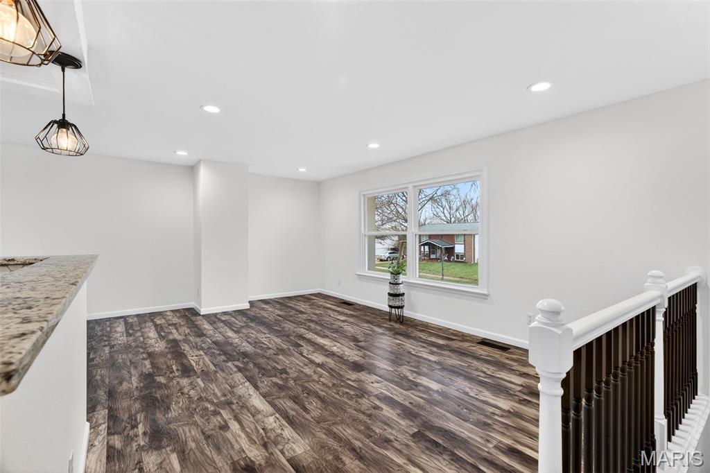 899 Oklahoma Avenue Ballwin, MO 63021 - Photo 14 of 51