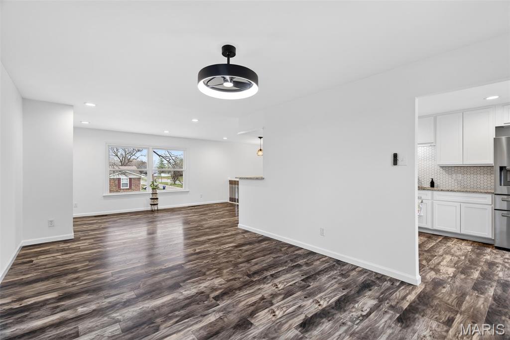 899 Oklahoma Avenue Ballwin, MO 63021 - Photo 19 of 51