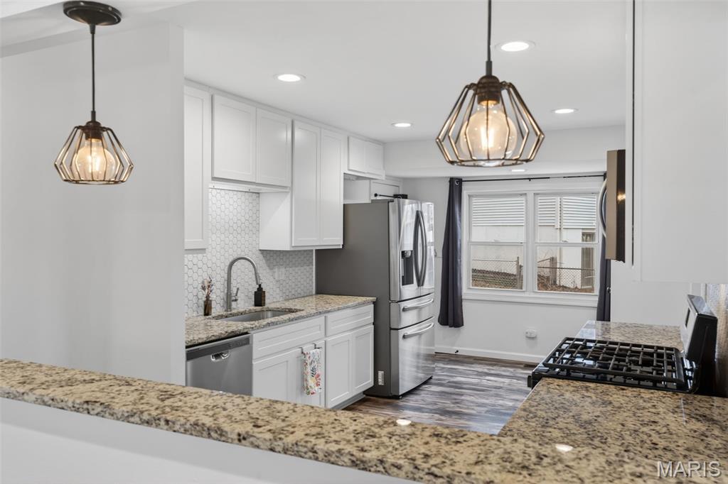 899 Oklahoma Avenue Ballwin, MO 63021 - Photo 26 of 51