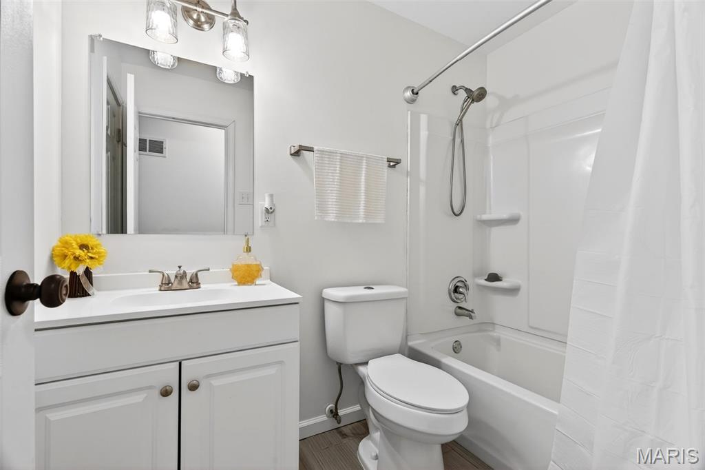 899 Oklahoma Avenue Ballwin, MO 63021 - Photo 29 of 51