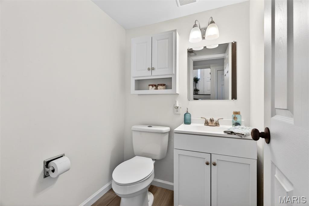 899 Oklahoma Avenue Ballwin, MO 63021 - Photo 39 of 51