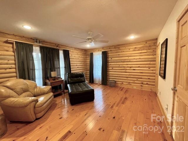 357 Cinnamon Ridge Rutherfordton, NC 28139 - Photo 20 of 40 a living room with furniture and a flat screen tv