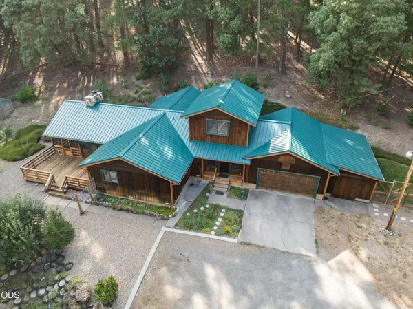 $657,000 | 5262 Sterling Creek Road, Jacksonville, OR 97530