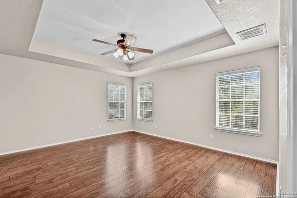 $2,400 | 9211 Rainbow Creek, San Antonio, TX 78245