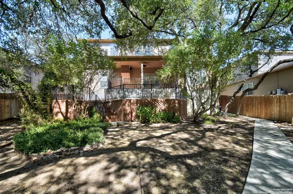 $2,400 | 9211 Rainbow Creek, San Antonio, TX 78245
