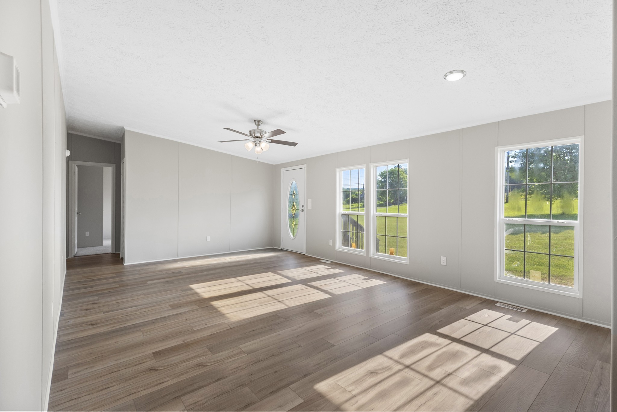 983 Rock Springs Road Bethpage, TN 37022 - Photo 4 of 49 Gallery Image 4