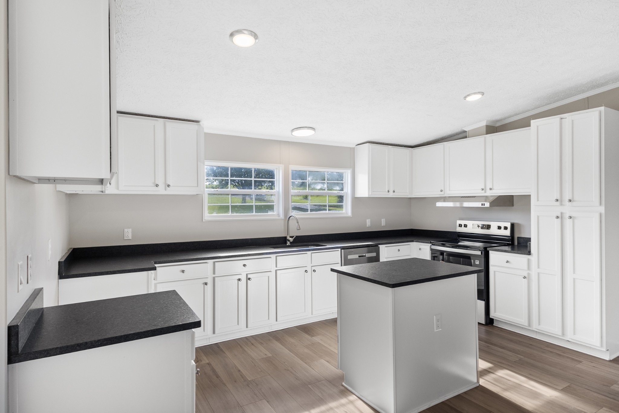 983 Rock Springs Road Bethpage, TN 37022 - Photo 6 of 49 Gallery Image 6