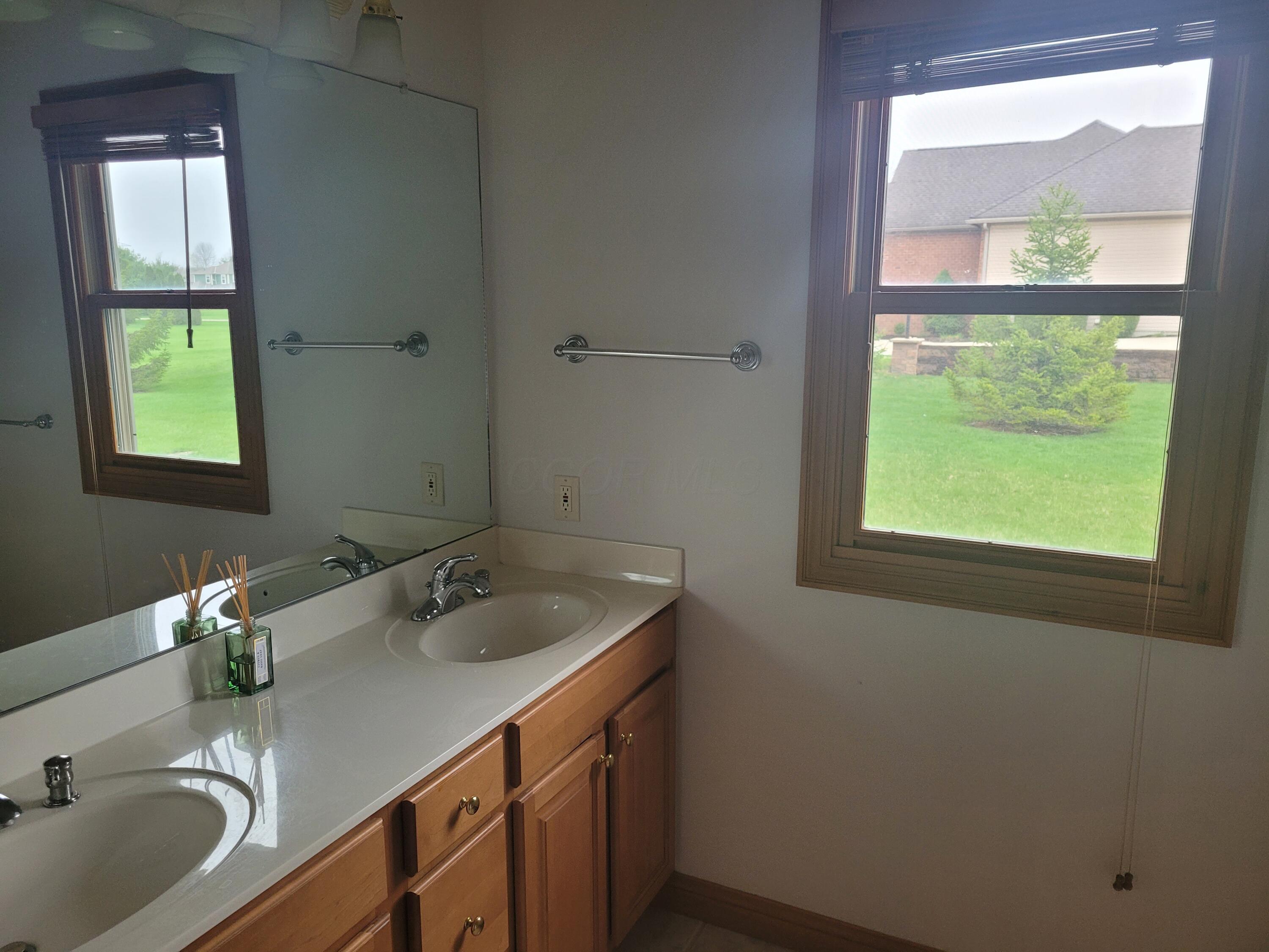 4475 Clark-Shaw Road Powell, OH 43065 - Photo 15 of 38 R1 (15)