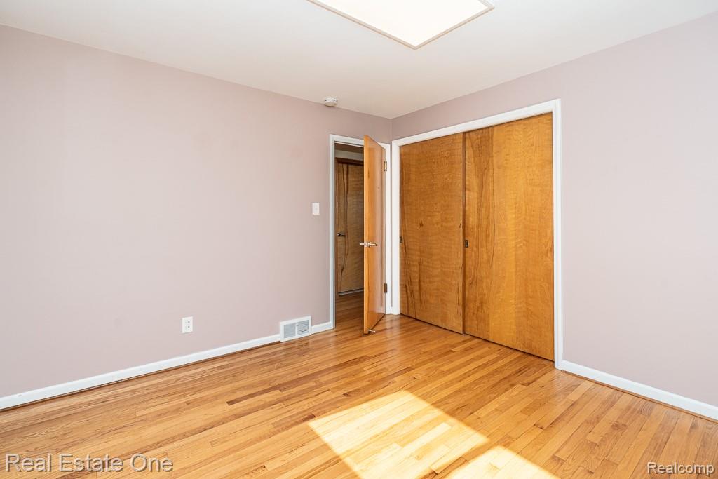 8272 Racine Road Warren, MI 48093 - Photo 21 of 46