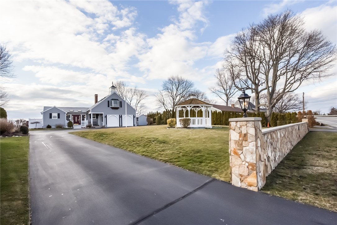 94 Point Road Portsmouth, RI 02871 - Photo 3 of 3