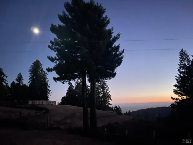 $10,000,000 | 31010 Stewarts Point-skaggs Springs Road, Annapolis, CA 95412