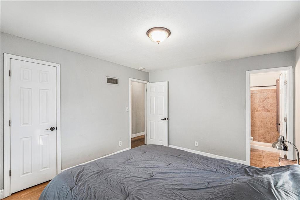 200 Southeast Wingate Street Lee's Summit, MO 64063 - Photo 16 of 29