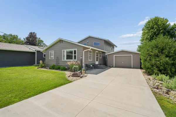 $450,000 | 1600 Jack Oak Road, Cassville, WI 53806