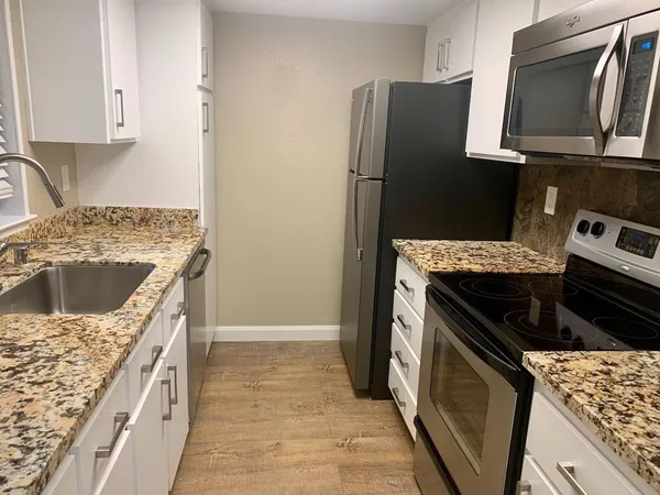 $2,550 | 5412 Makati Circle, San Jose, CA 95123