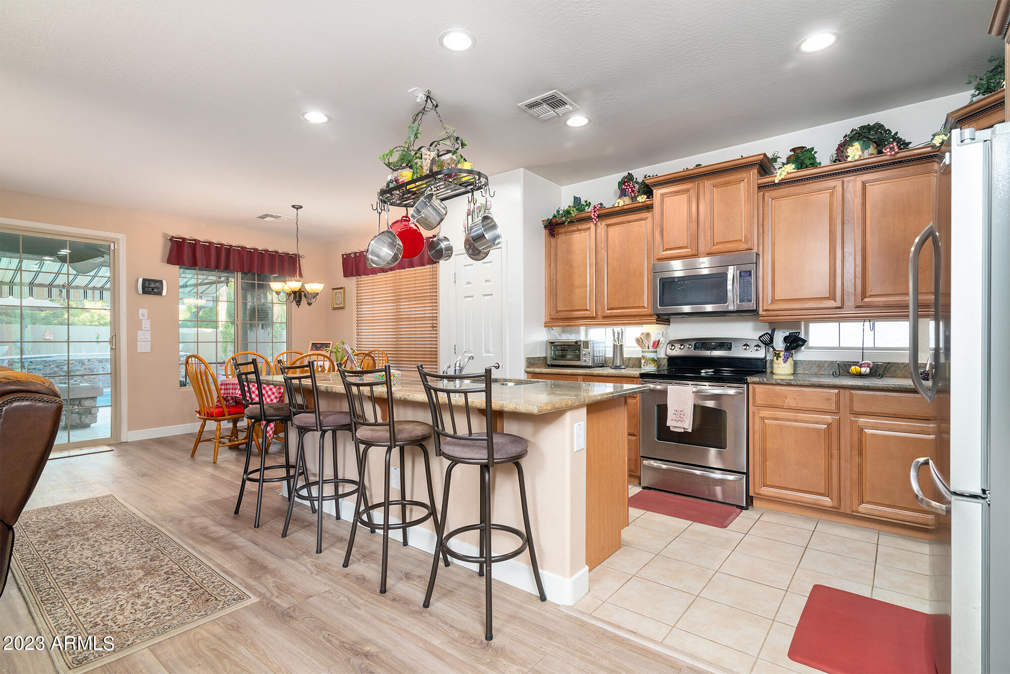 3046 East Ridgewood Lane Gilbert, AZ 85298 - Photo 11 of 38 DSC_0890