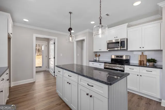 $314,999 | 18 Rivers Edge Lane, Franklin, GA 30217