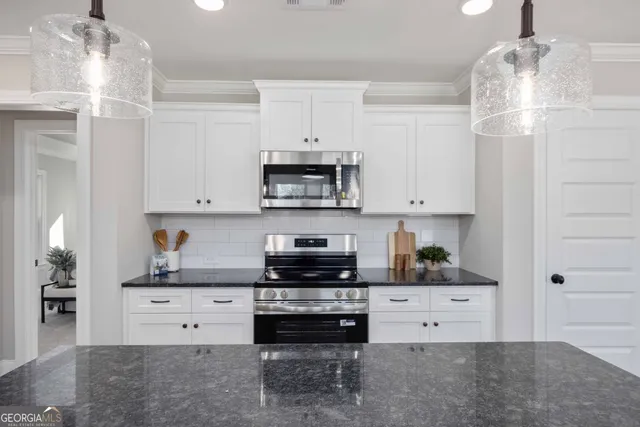 $314,999 | 18 Rivers Edge Lane, Franklin, GA 30217