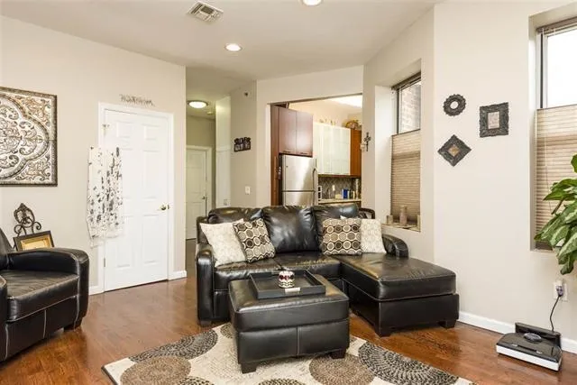 $2,100 | 42 Prospect Street, Unit 3A, Jersey City, NJ 07307